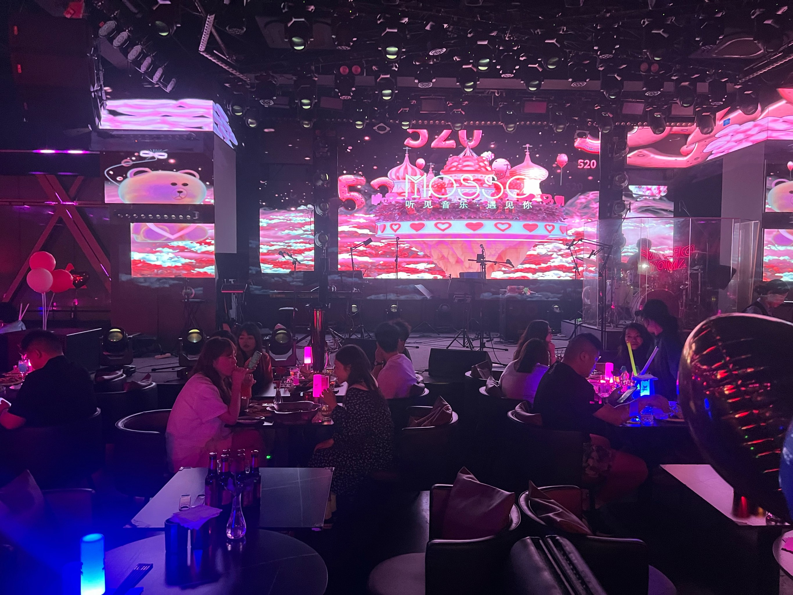 张家界商务ktv怎么玩尽享尊贵体验-桑植县ktv预定